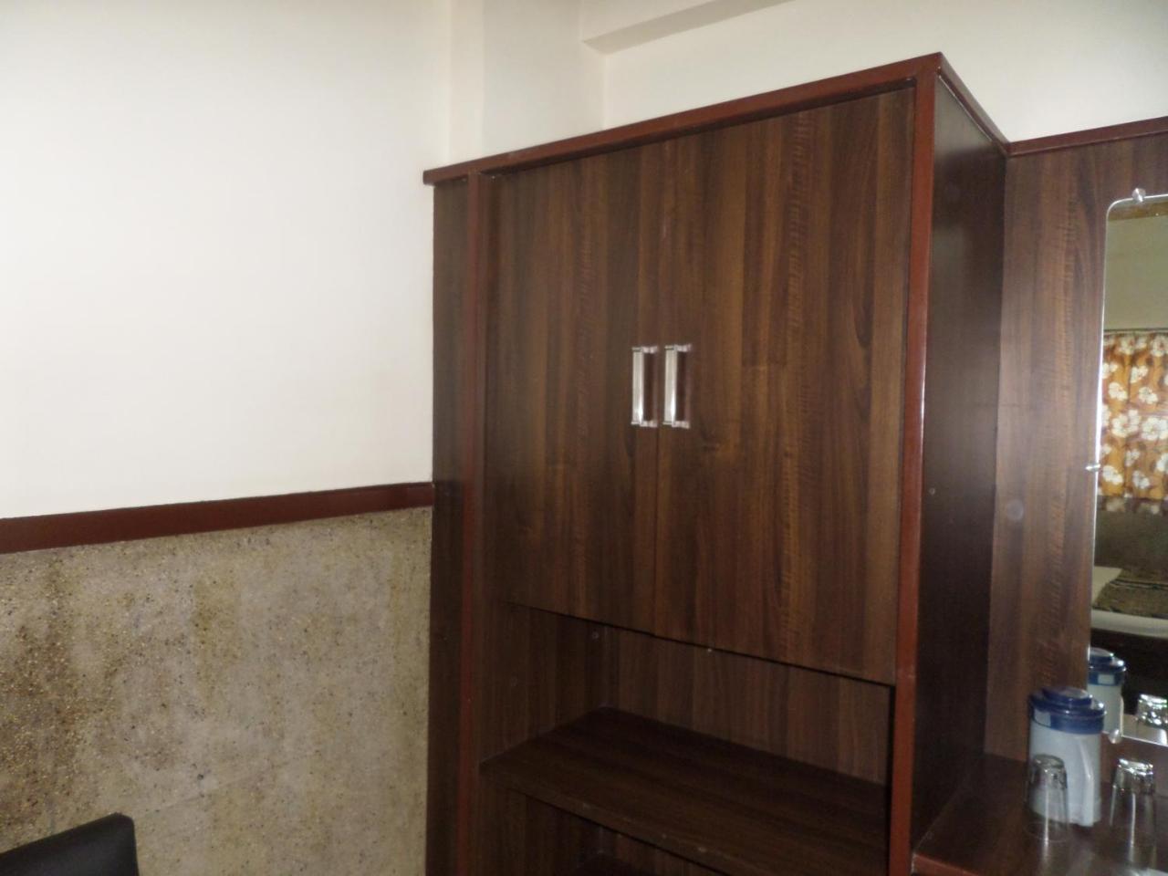 Hotel Padma Nashik Exteriör bild